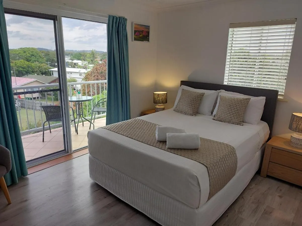 Sandy Shores Holiday Units Golden Beach Australia
