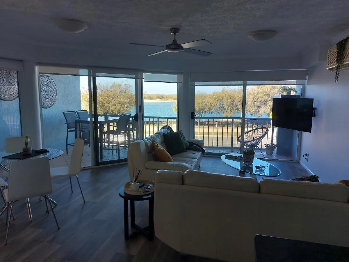 Sandy Shores Holiday Units Golden Beach Australia