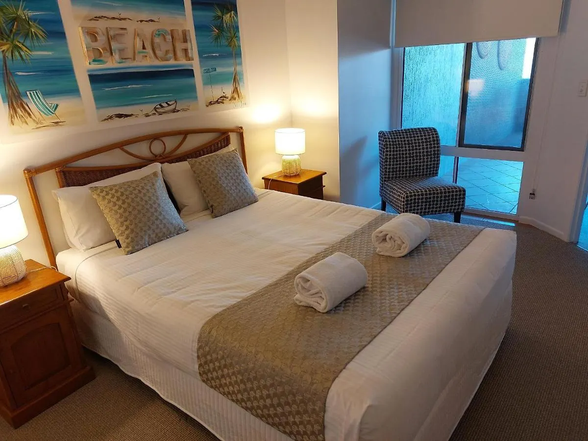 Sandy Shores Holiday Units Golden Beach Australia