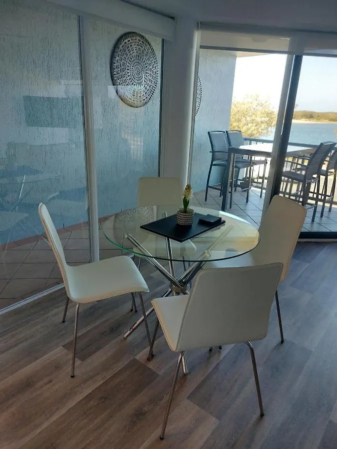 **** Aparthotel Sandy Shores Holiday Units Golden Beach Australia