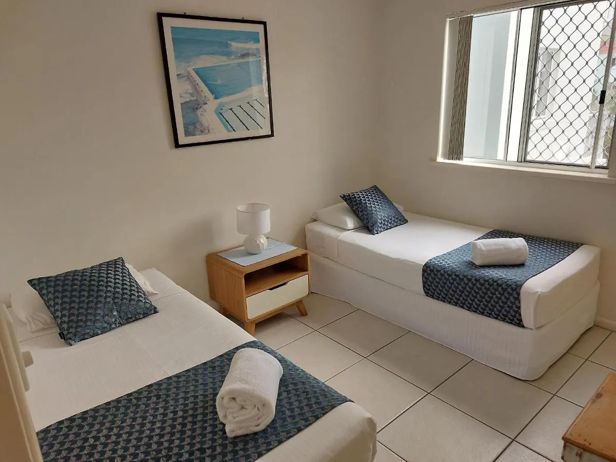 Sandy Shores Holiday Units Golden Beach Aparthotel