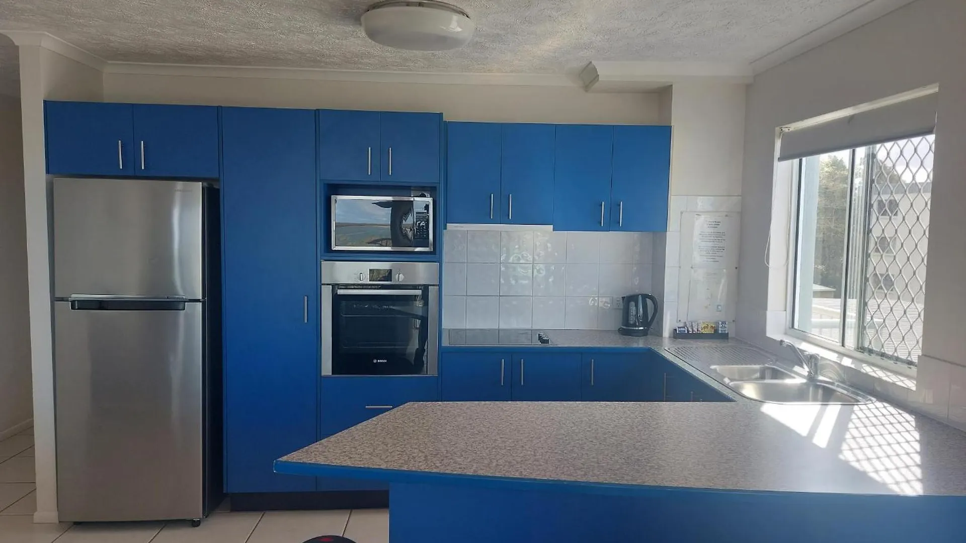 Sandy Shores Holiday Units Golden Beach 4*,  Australia
